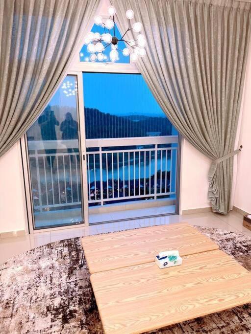 The Halt Apartment *